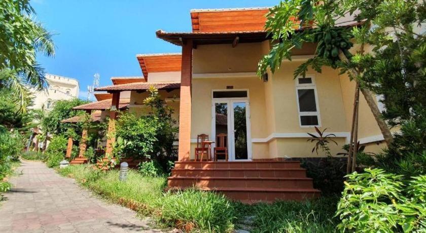 Castaways Resort Дуонг-Донг Экстерьер фото